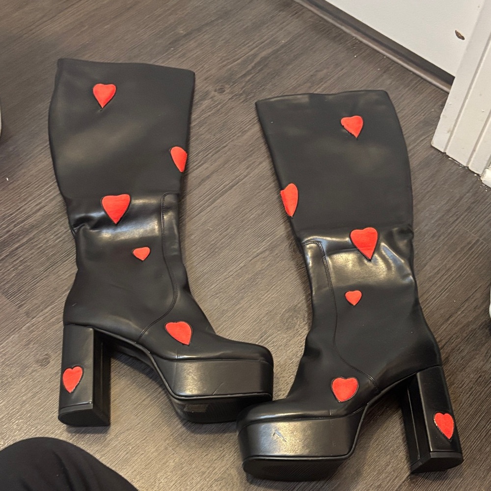 Black and Red Heart Women's Boots